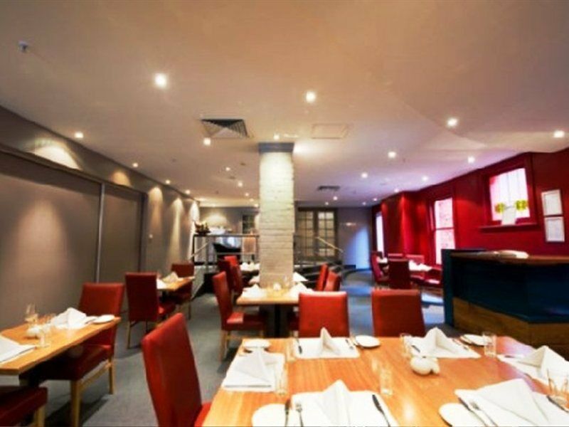 The Old Woolstore 4*