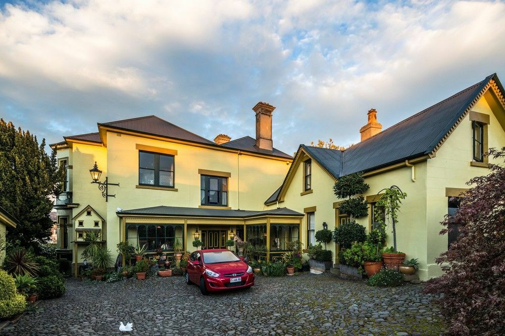The Corinda Collection Lodge Hobart