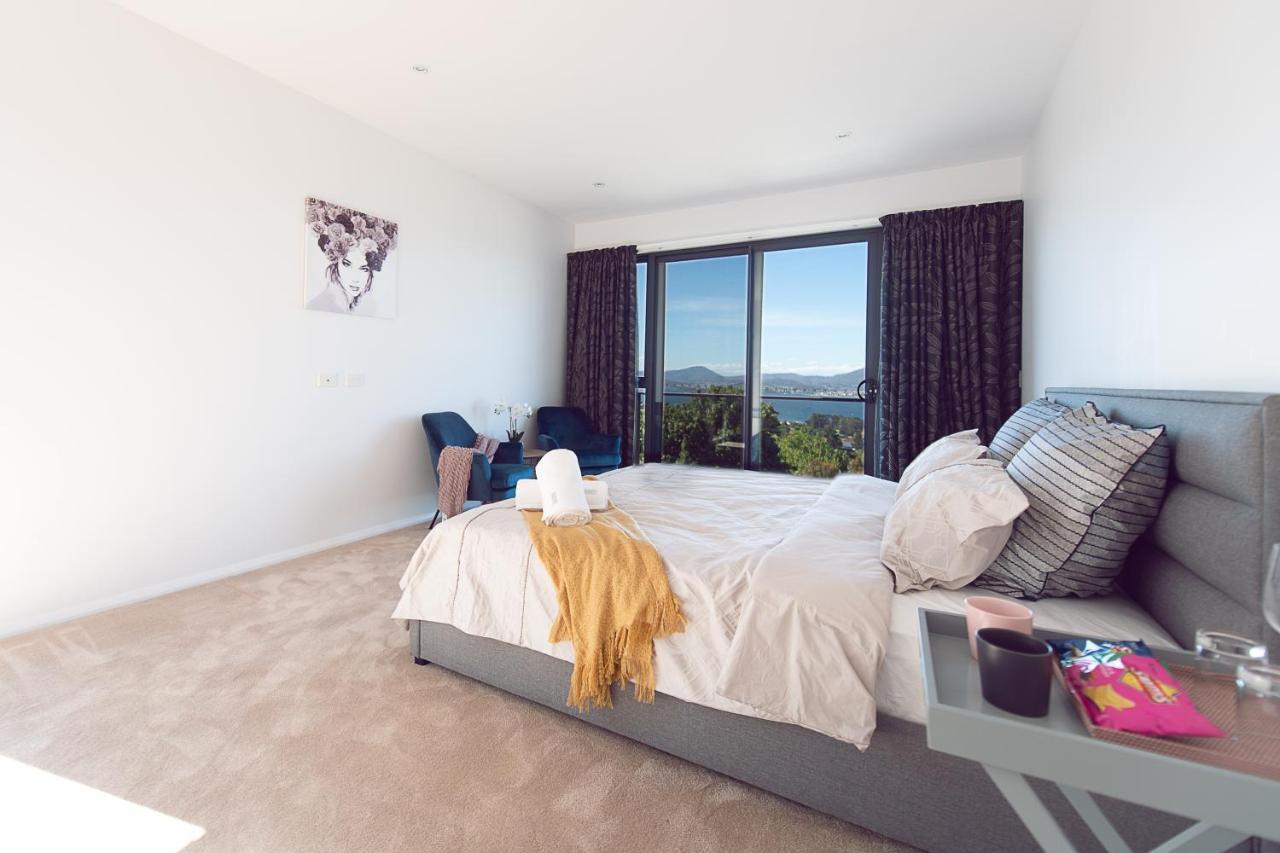 Nature & Relax House, Panoramic Sea View, Free Parking40 Guest house Hobart
