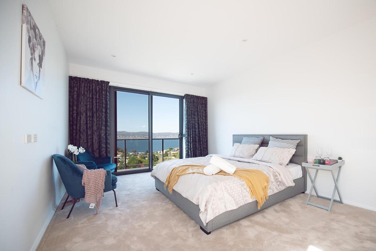 Nature & Relax House, Panoramic Sea View, Free Parking40 Hobart