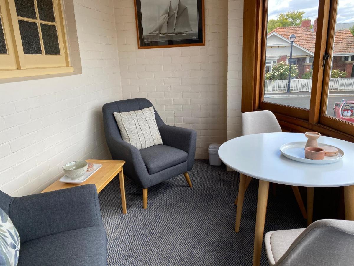 Hotel Shipwrights Arms Hobart