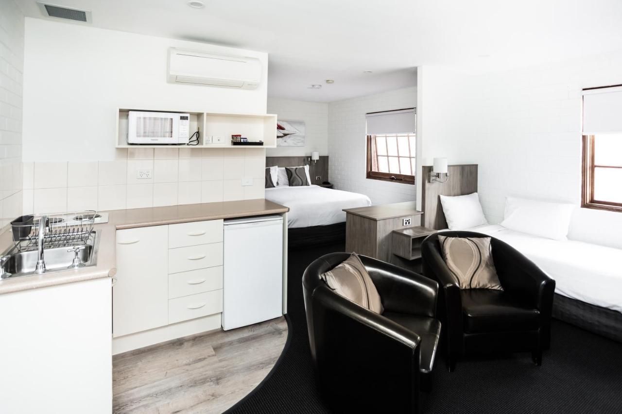 Bay Motel 3*